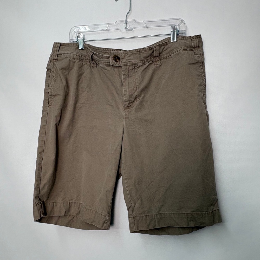 GAP Womens Favorite Khaki Bermuda Shorts Size 16 Brown Cotton Twill Casual Y2K